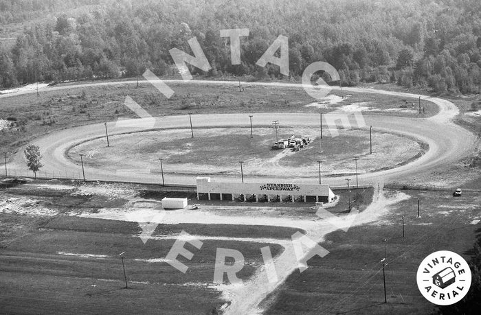 Standish Speedway (Standish Raceway) - Aerial Photo (newer photo)